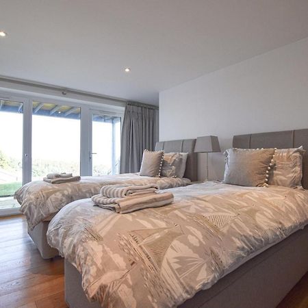 Whispers - 4 Bedroom Modern Family Holiday Home In Salcombe Sleeps 8 Esterno foto