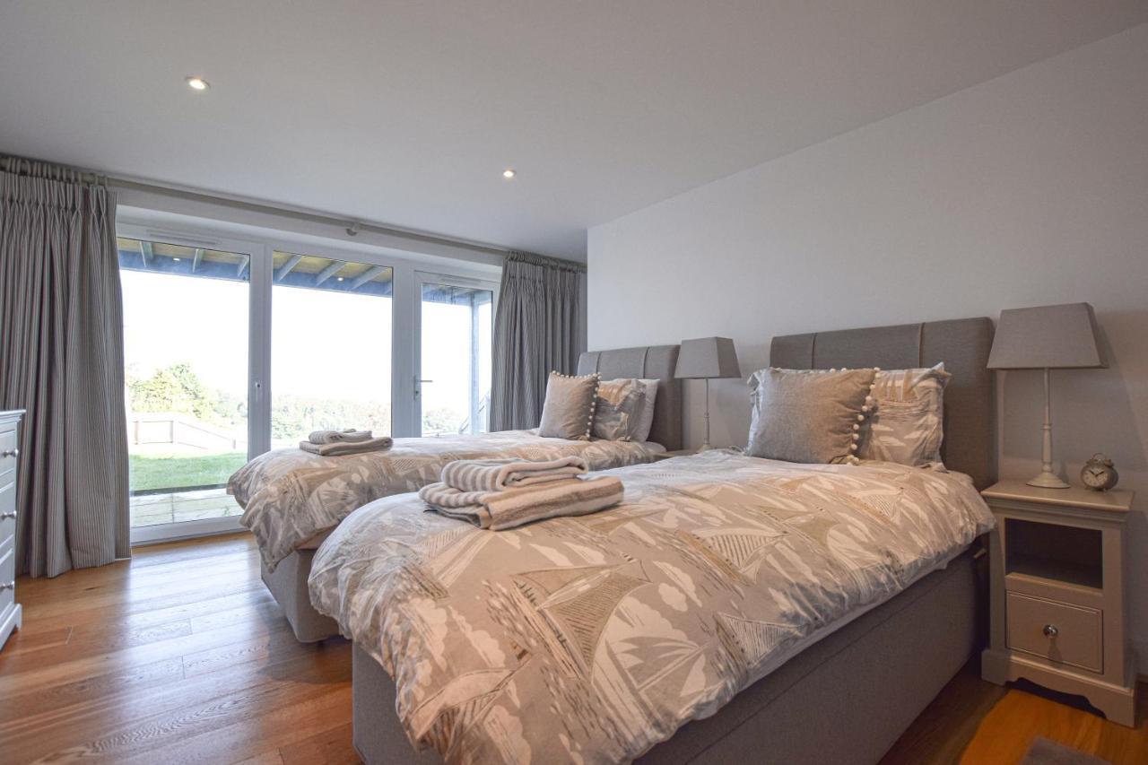 Whispers - 4 Bedroom Modern Family Holiday Home In Salcombe Sleeps 8 Esterno foto