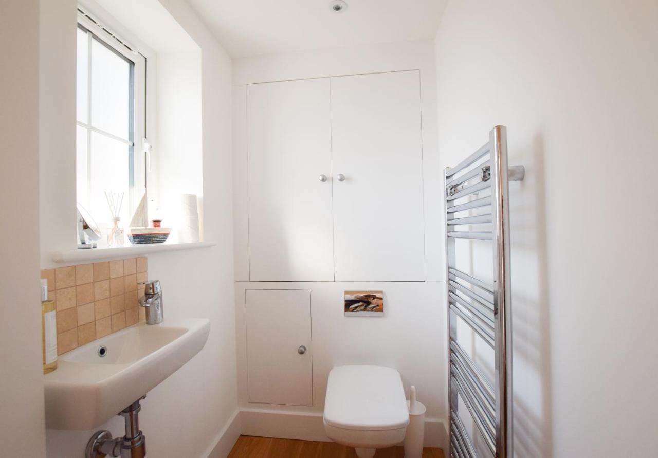 Whispers - 4 Bedroom Modern Family Holiday Home In Salcombe Sleeps 8 Esterno foto